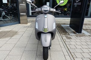 Angebot Vespa GTS 300 Super Tech