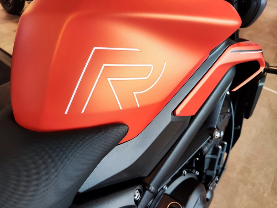 Angebot Triumph Street Triple 765 R Bild 7: Angebot Triumph Street Triple 765 R