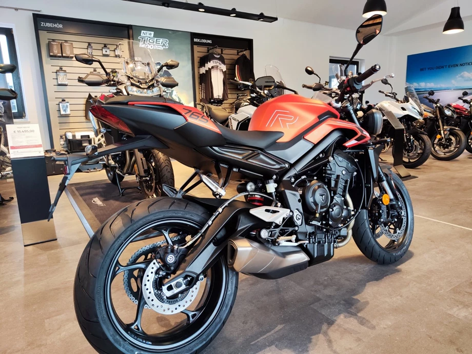 Angebot Triumph Street Triple 765 R Bild 4: Angebot Triumph Street Triple 765 R
