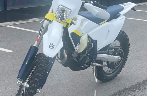 Neumotorrad Husqvarna FE 350