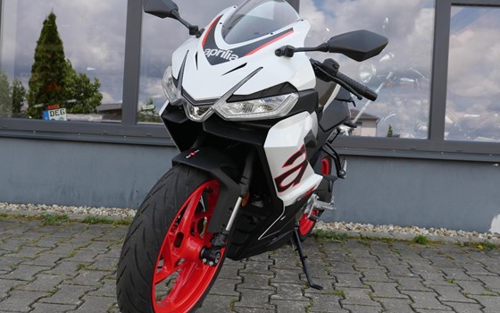 Neufahrzeug Aprilia RS 457 - Bild 12