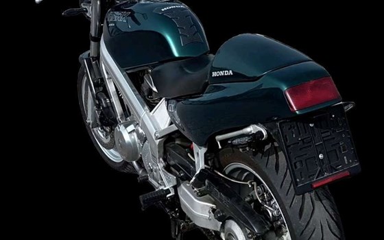 Gebrauchtmotorrad Honda NT 650 Hawk GT - Bild 3 Gebrauchtmotorrad Honda NT 650 Hawk GT - Bild 3