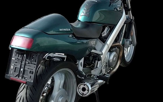 Gebrauchtmotorrad Honda NT 650 Hawk GT - Bild 4 Gebrauchtmotorrad Honda NT 650 Hawk GT - Bild 4