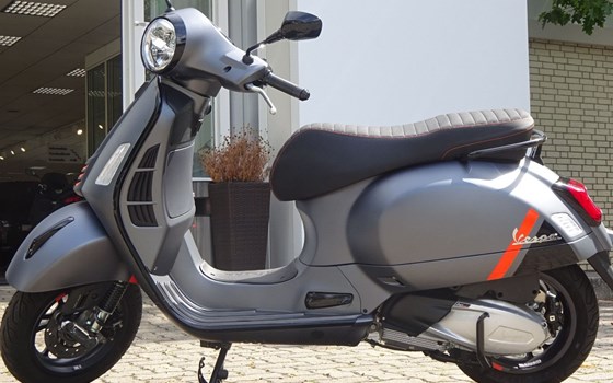 Neufahrzeug Vespa GTS 300 Super Sport - Bild 1