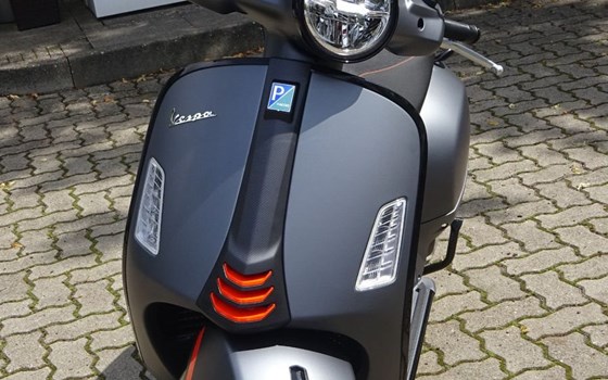 Neufahrzeug Vespa GTS 300 Super Sport - Bild 16