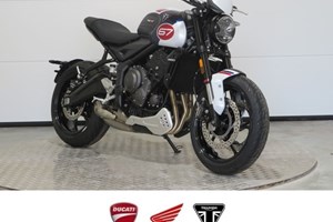 Angebot Triumph Trident 660 Triple Tribute