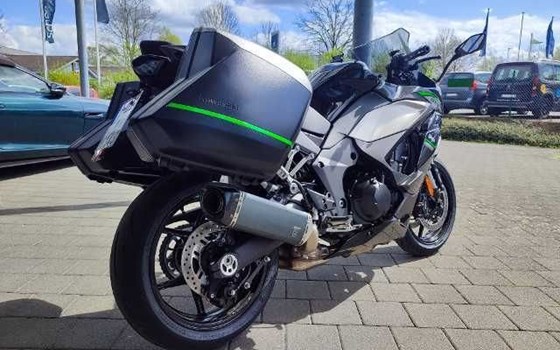 Gebrauchtmotorrad Kawasaki Ninja 1000SX - Bild 4