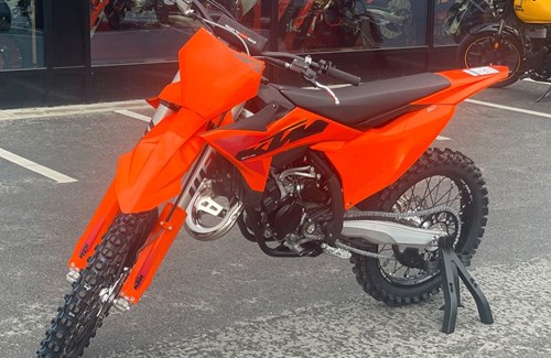 Neumotorrad KTM 150 SX