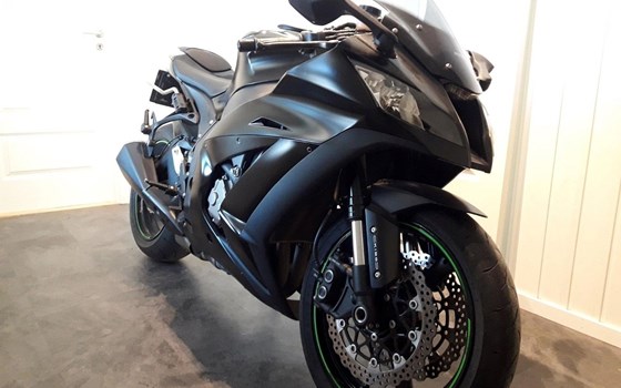 Gebrauchtmotorrad Kawasaki Ninja ZX-10R - Bild 1