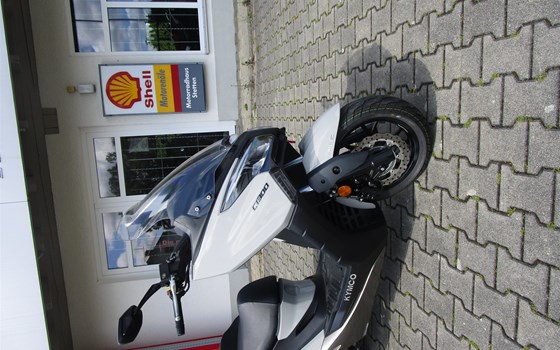 Gebrauchtmotorrad Kymco X-Town 300 ABS - Bild 5