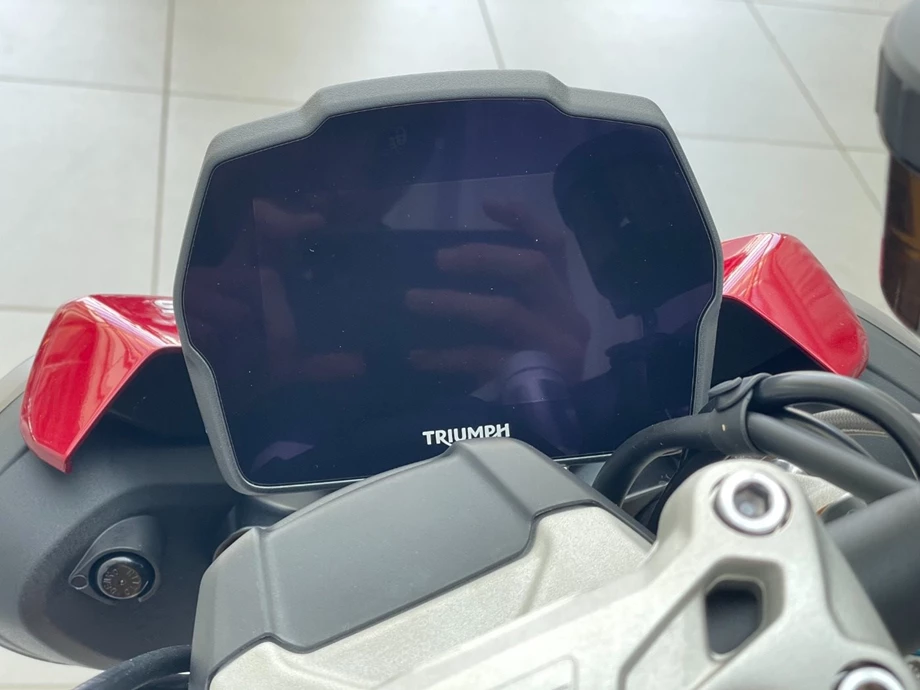 Angebot Triumph Speed Triple R Bild 11: Angebot Triumph Speed Triple R