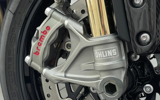 Gebrauchtmotorrad Triumph Speed Triple R - Bild 14