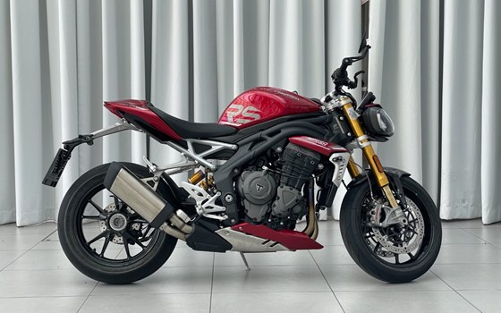 Gebrauchtmotorrad Triumph Speed Triple R - Bild 4
