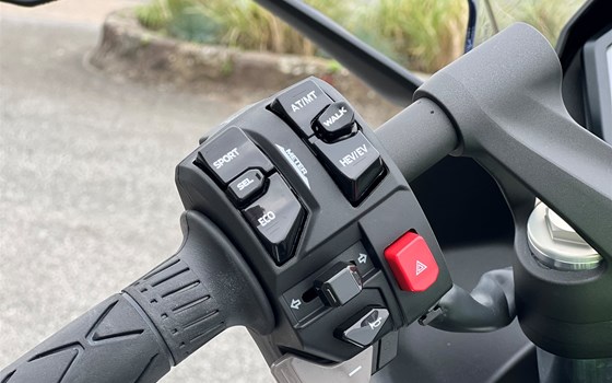 Gebrauchtmotorrad Kawasaki Ninja 7 Hybrid - Bild 8