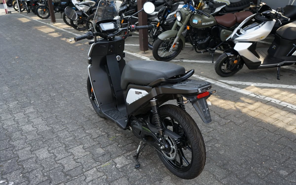 Zum Vergrößern bitte anklicken! Angebot Fantic ISSIMO City