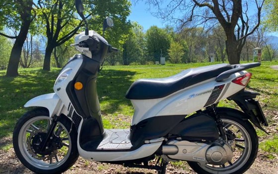 Gebrauchtmotorrad Sym Symphony 125 S - Bild 1 Gebrauchtmotorrad Sym Symphony 125 S - Bild 1