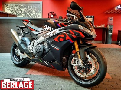 Aprilia RSV 4 Factory 34 Click for Detail