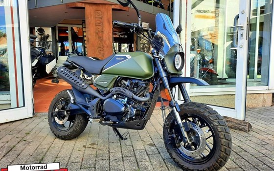 Gebrauchtmotorrad Brixton Crossfire 125 XS - Bild 1