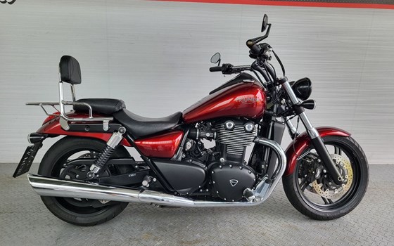Gebrauchtmotorrad Triumph Thunderbird - Bild 1