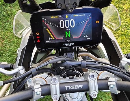 Gebrauchtmotorrad Triumph Tiger 900 Rally Pro - Bild 4 Gebrauchtmotorrad Triumph Tiger 900 Rally Pro - Bild 4