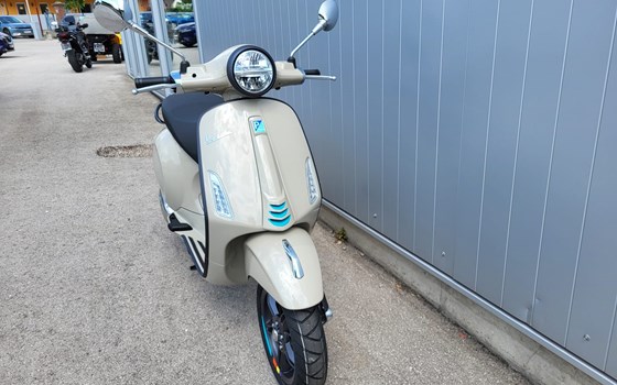 Neufahrzeug Vespa Primavera 125 S - Bild 2 Neufahrzeug Vespa Primavera 125 S - Bild 2