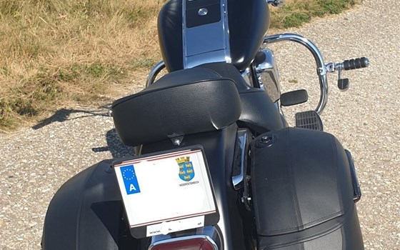 Gebrauchtmotorrad Suzuki Intruder VL 1500 LC - Bild 4 Gebrauchtmotorrad Suzuki Intruder VL 1500 LC - Bild 4