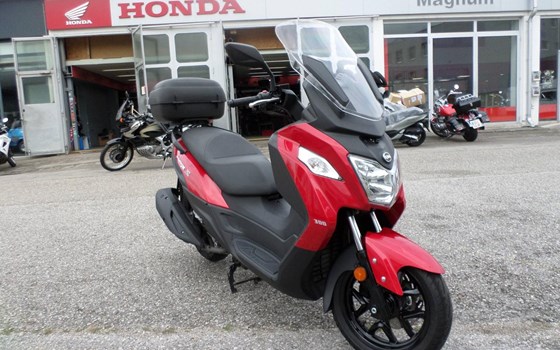 Gebrauchtmotorrad Sym Joymax 300 - Bild 1 Gebrauchtmotorrad Sym Joymax 300 - Bild 1