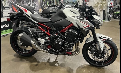 Kawasaki Z900