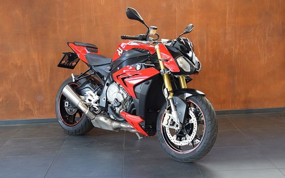 Gebrauchtmotorrad BMW S 1000 R - Bild 1 Gebrauchtmotorrad BMW S 1000 R - Bild 1
