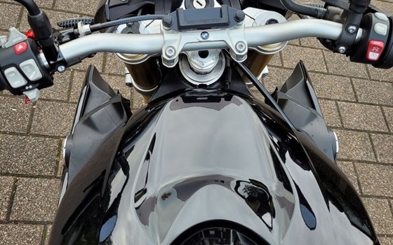 Gebrauchtmotorrad BMW S 1000 R - Bild 7