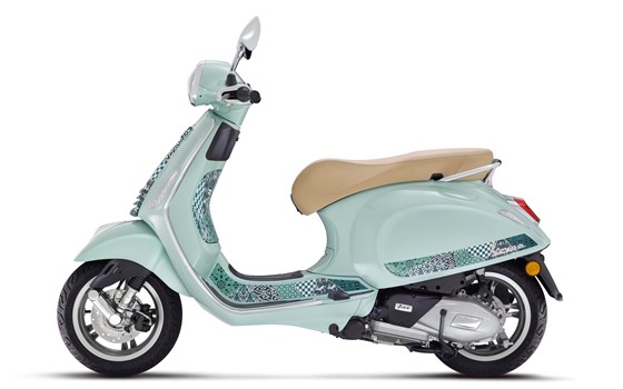 Neufahrzeug Vespa Primavera 125 Batik - Bild 1