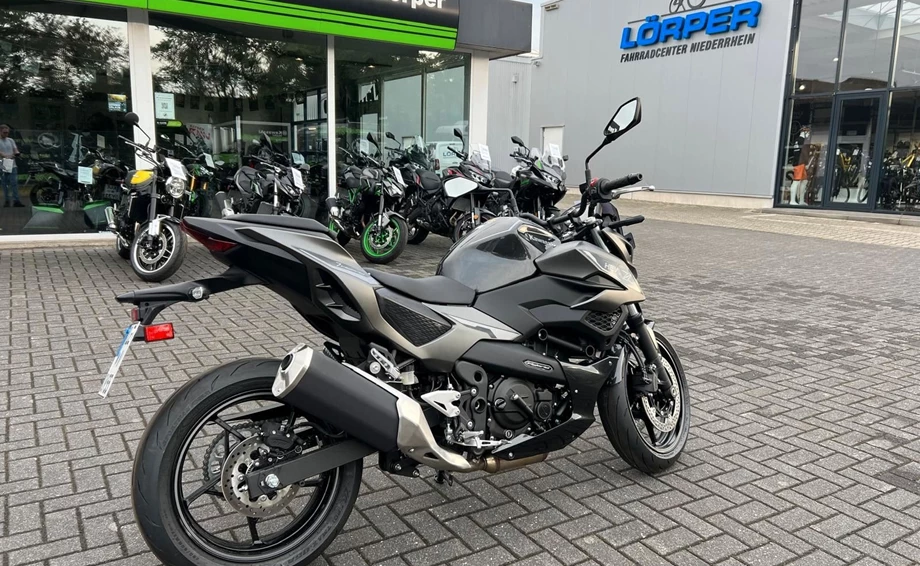 Angebot Kawasaki Z7 Hybrid Bild 3: Angebot Kawasaki Z7 Hybrid