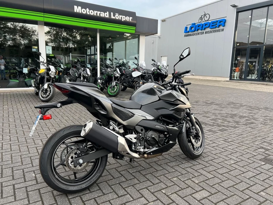 Angebot Kawasaki Z7 Hybrid Bild 3: Angebot Kawasaki Z7 Hybrid