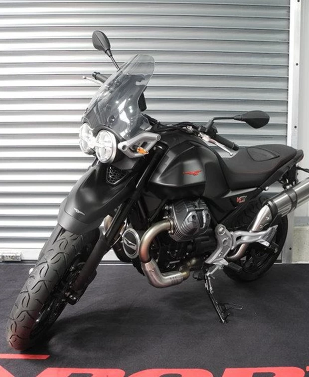 Moto Guzzi V85 Strada
