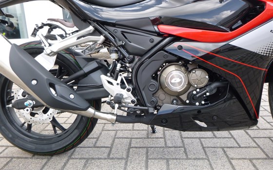 Neufahrzeug QJ Motor SRK 125 R - Bild 10