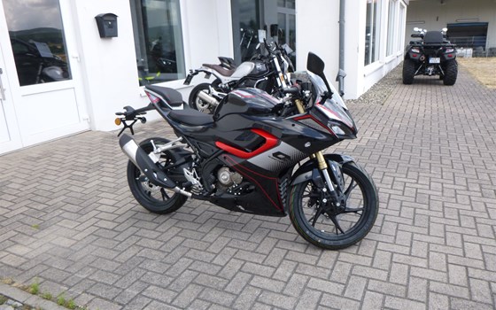 Neufahrzeug QJ Motor SRK 125 R - Bild 13