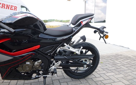 Neufahrzeug QJ Motor SRK 125 R - Bild 3