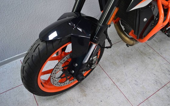 Gebrauchtmotorrad KTM 690 Duke R - Bild 9