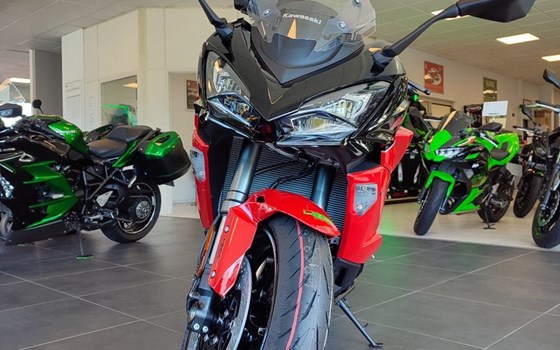 Neufahrzeug Kawasaki Ninja 1000SX 40th Anniversary - Bild 3