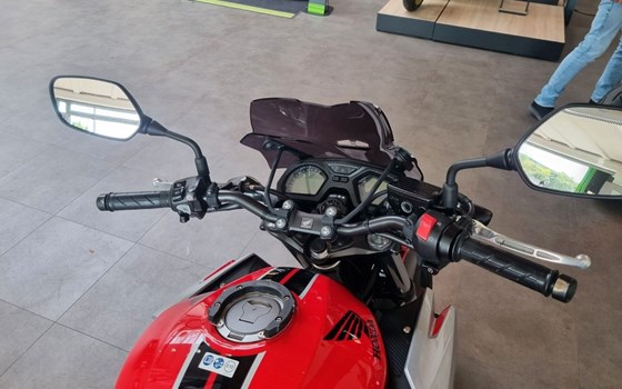 Gebrauchtmotorrad Honda CB650F - Bild 3