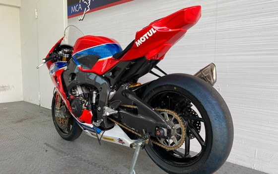 Gebrauchtmotorrad Honda CBR1000RR Fireblade - Bild 5