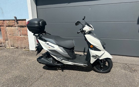 Gebrauchtmotorrad Suzuki Avenis 125 - Bild 1