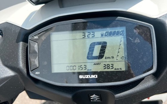 Gebrauchtmotorrad Suzuki Avenis 125 - Bild 3