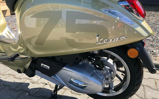 Neufahrzeug Vespa Primavera 125 S - Bild 9