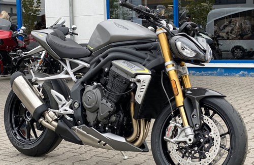 Neumotorrad Triumph Speed Triple 1200 RS