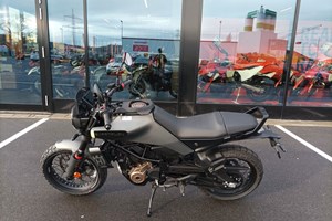 Angebot Husqvarna Svartpilen 125