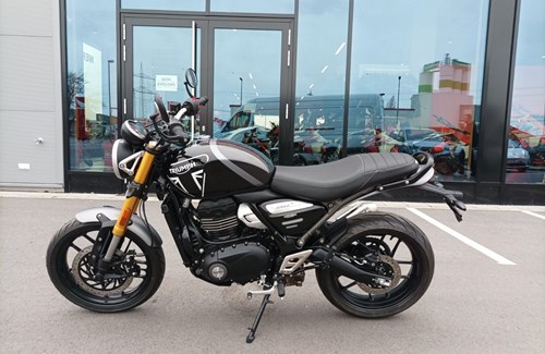 Neumotorrad Triumph Speed 400