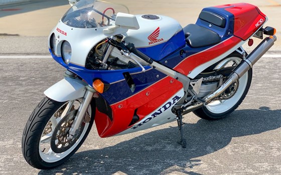 Gebrauchtmotorrad Honda VFR 750 R - Bild 3