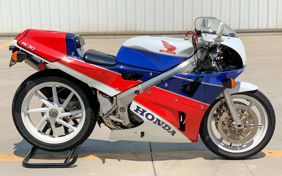 Gebrauchtmotorrad Honda VFR 750 R - Bild 6