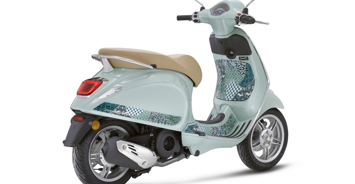 Angebot Vespa Primavera 125 Batik